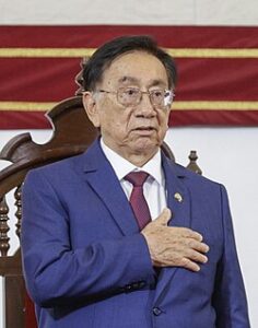 Balcázar sorprende con propuesta de amnistía para políticos investigados a días de la segunda vuelta