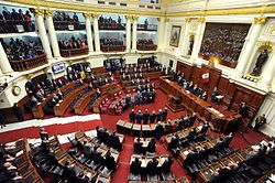 Debate en el Congreso: ¿Más presupuesto para becas? El dilema entre la formación académica y la fuga de talento